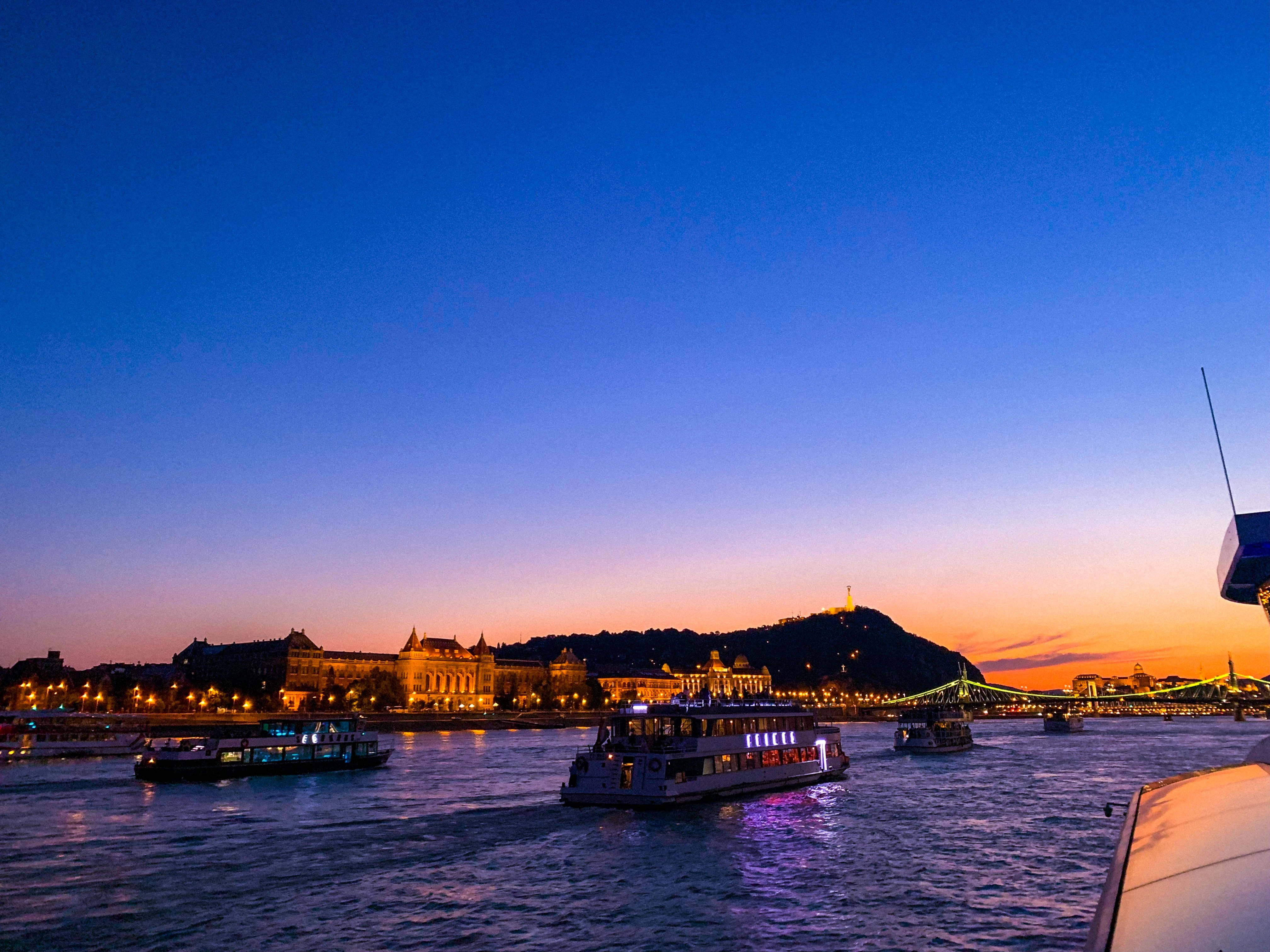 Széchenyi Chain Bridge at Night